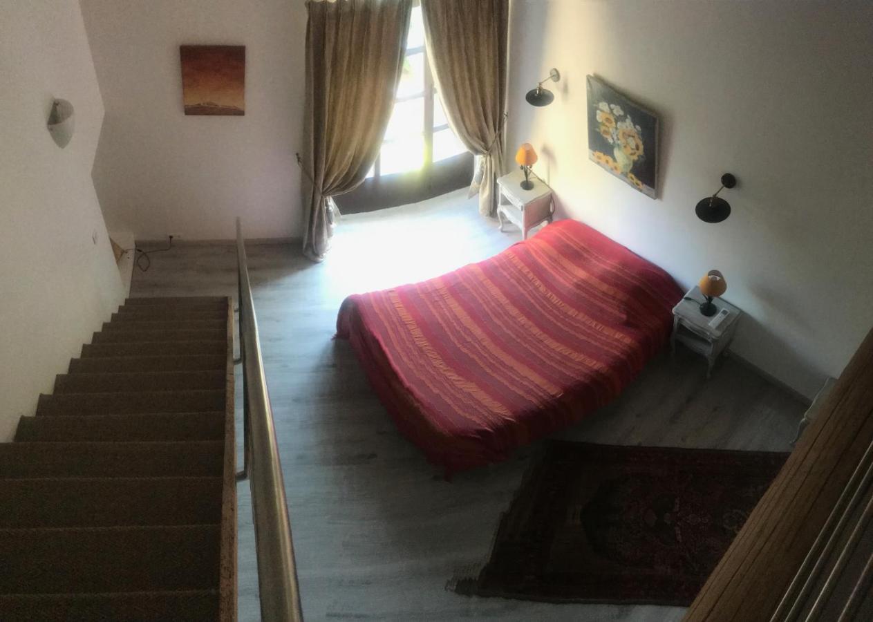 Chambres D Hotes De Charme Dans Mas La Souvine Du 17Eme, Chambres Climatisees Bedarrides Bagian luar foto