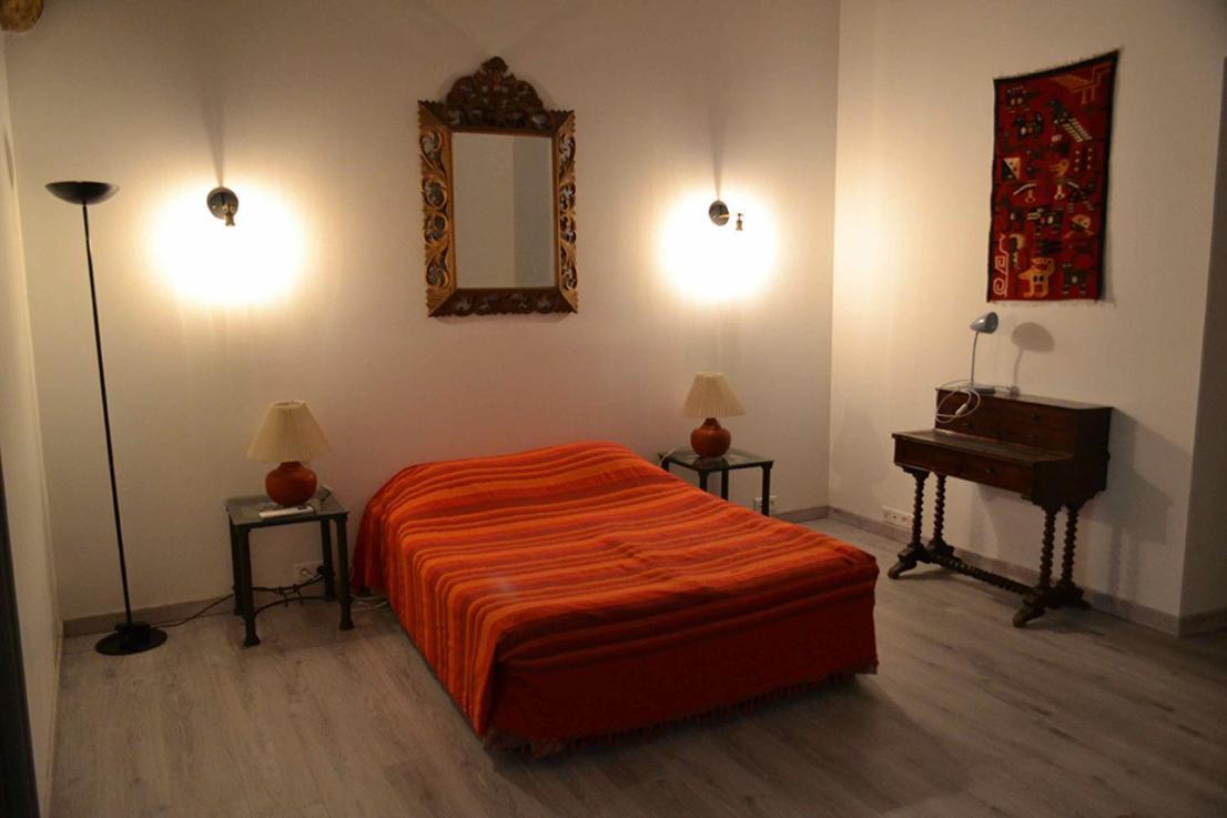 Chambres D Hotes De Charme Dans Mas La Souvine Du 17Eme, Chambres Climatisees Bedarrides Bagian luar foto