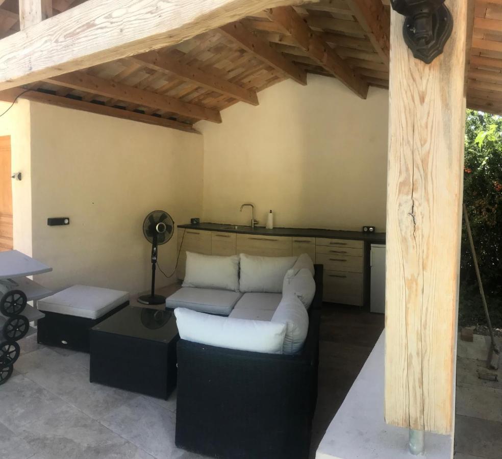 Chambres D Hotes De Charme Dans Mas La Souvine Du 17Eme, Chambres Climatisees Bedarrides Bagian luar foto